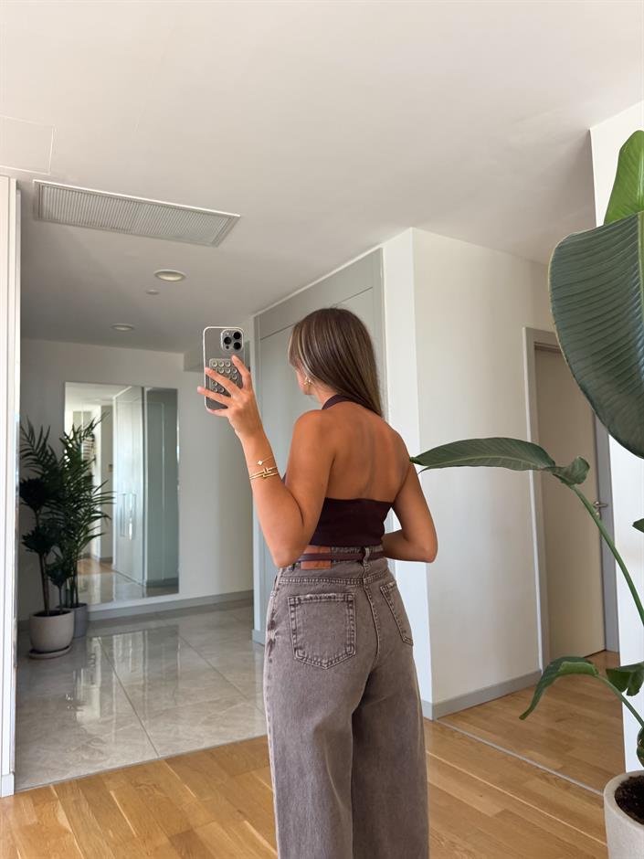 Dilvin Halter Yaka Triko Bluz - Kahve