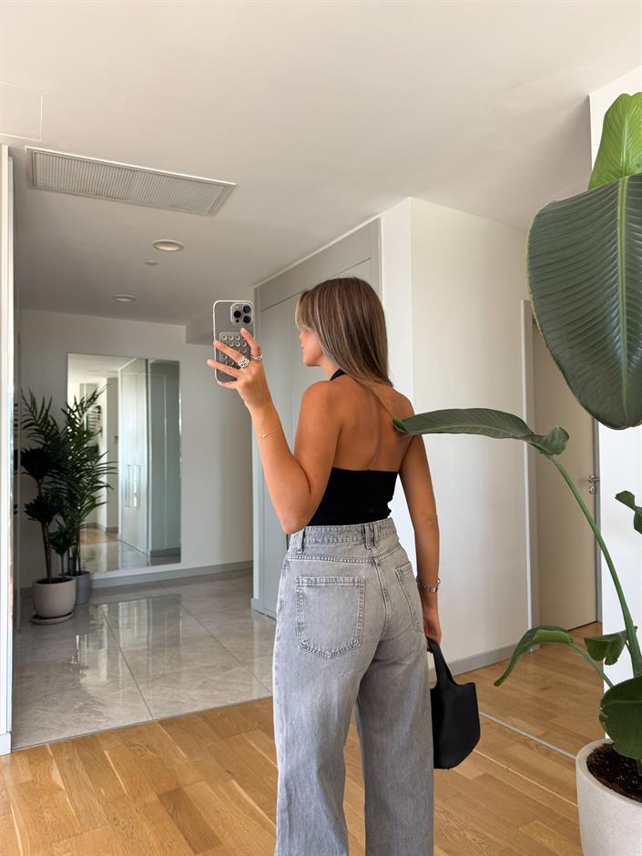 Dilvin Halter Yaka Triko Bluz - Siyah