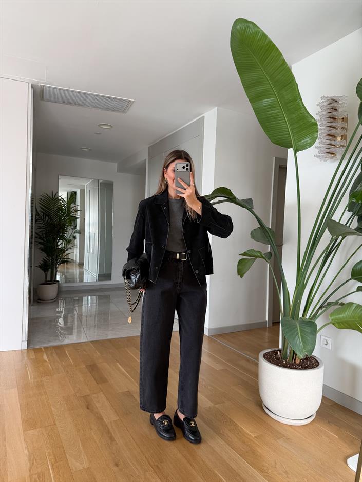 Dilvin Kapak Cepli Süet Ceket - Siyah