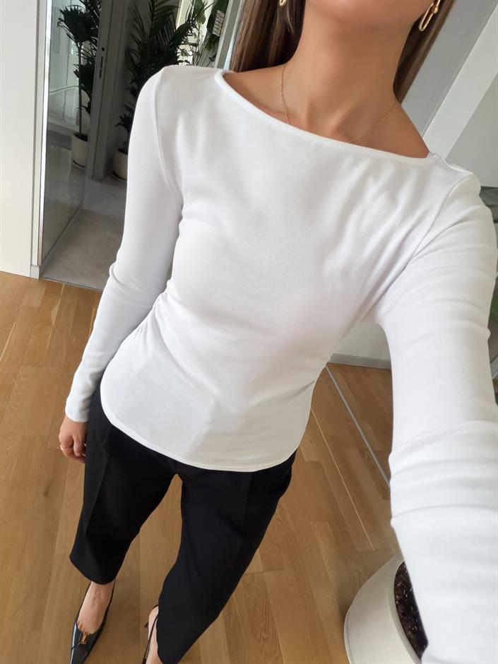 Dilvin Kayık Yaka Drapeli Basic - Beyaz 