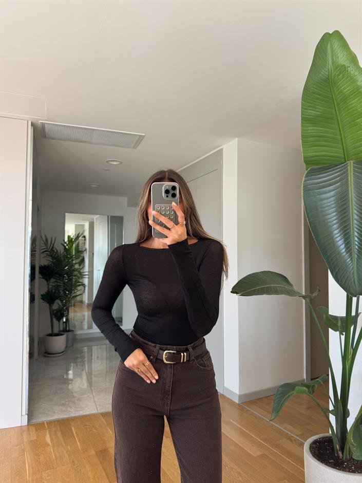 Dilvin Kayık Yaka Kaşmir Bluz - Siyah