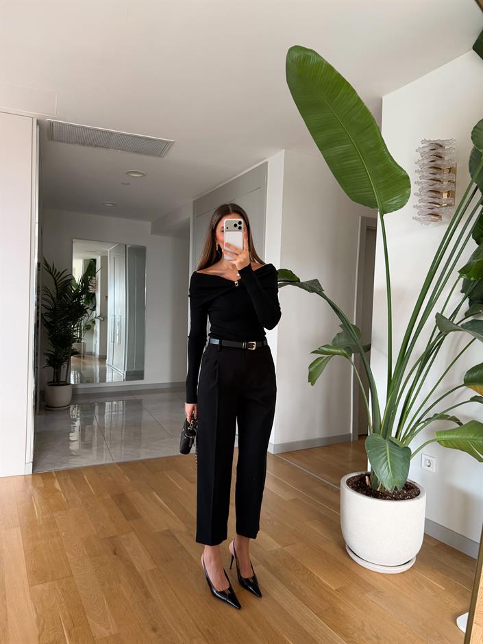 Dilvin Kemerli Havuç  Pantolon- Siyah