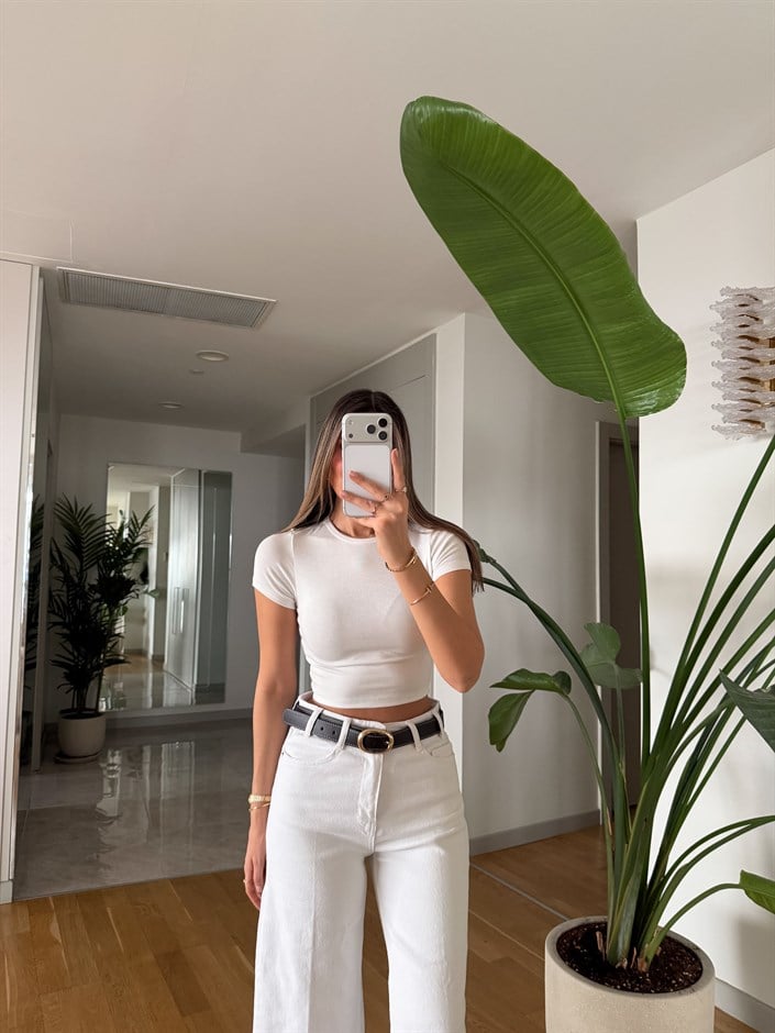 Dilvin Modal Crop Tişört - Ekru