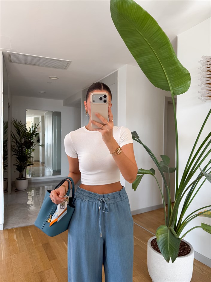 Dilvin Modal Crop Tişört - Ekru