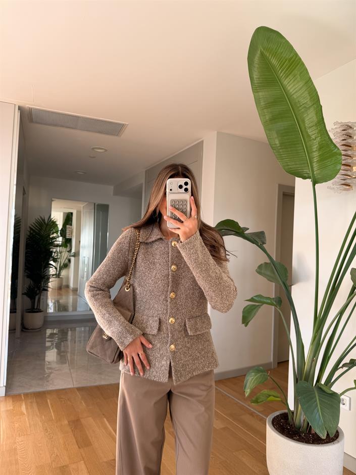 Dilvin Polo Yakalı Cepli Triko Hırka - Vizon