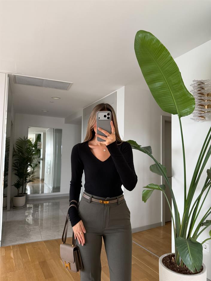 Dilvin V Yaka Kaşmir Triko - Siyah