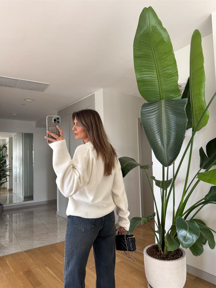 Dilvin V Yaka Yumoş Kazak - Ekru 