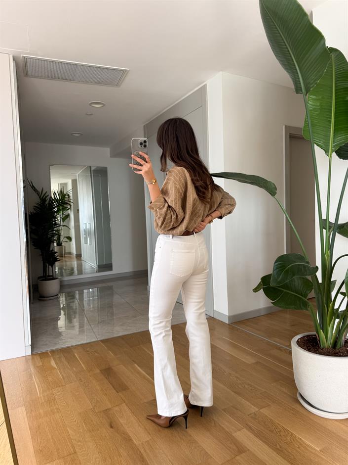Dobber Ekru Flare Kesim Jean