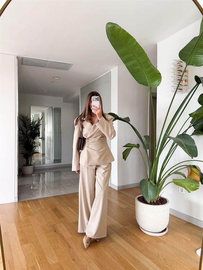 Drape Detaylı Blazer Takım - Bej
