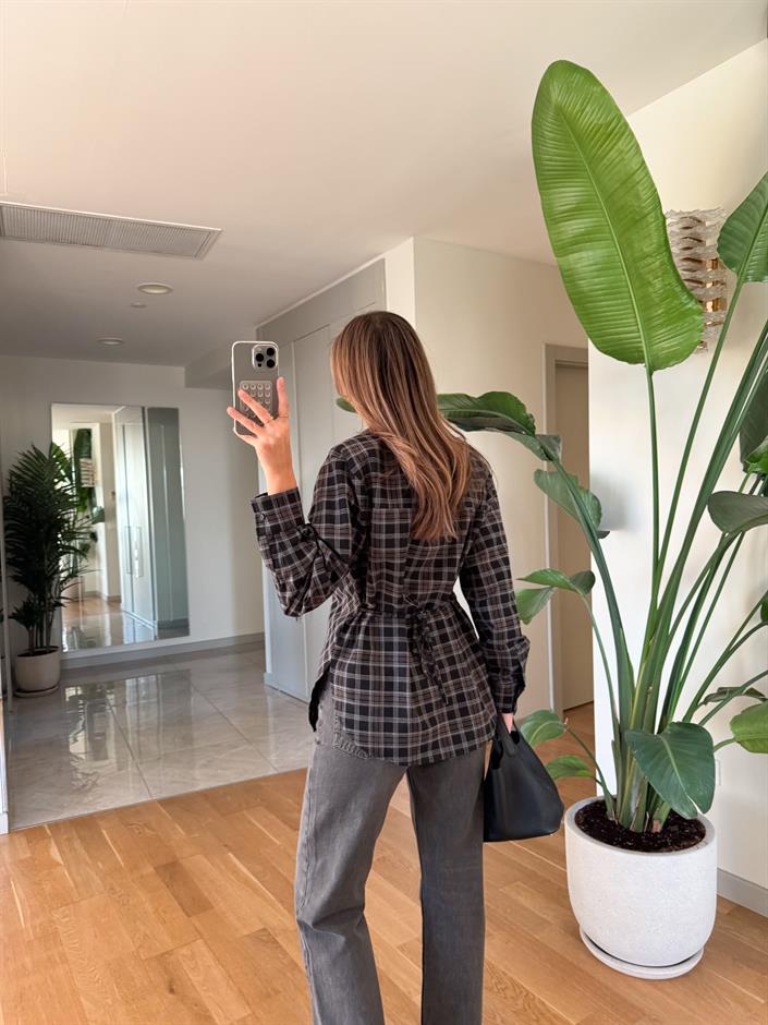 Düğme Detaylı Vatkalı Kareli Gömlek - Siyah