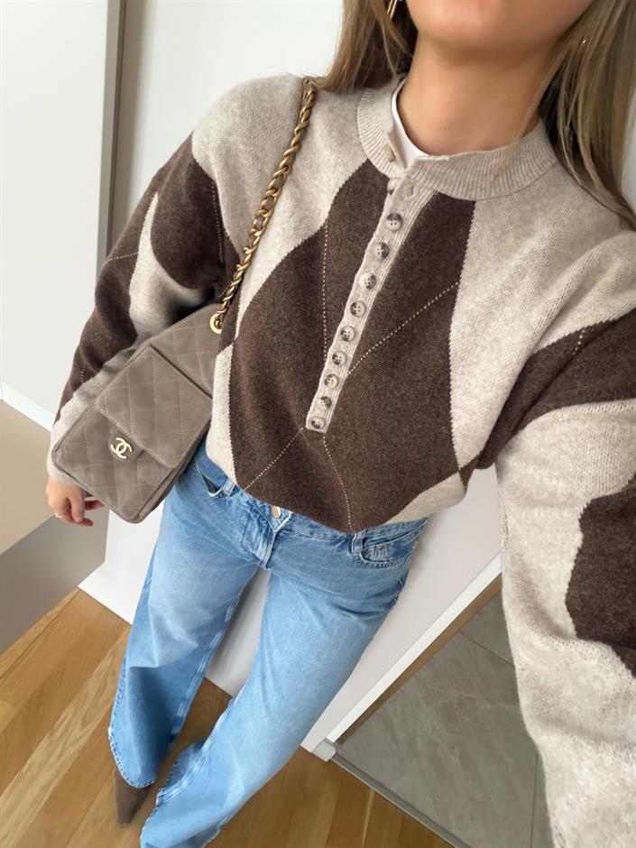 Düğmeli Baklava Desen Kazak - Kahve Bej 