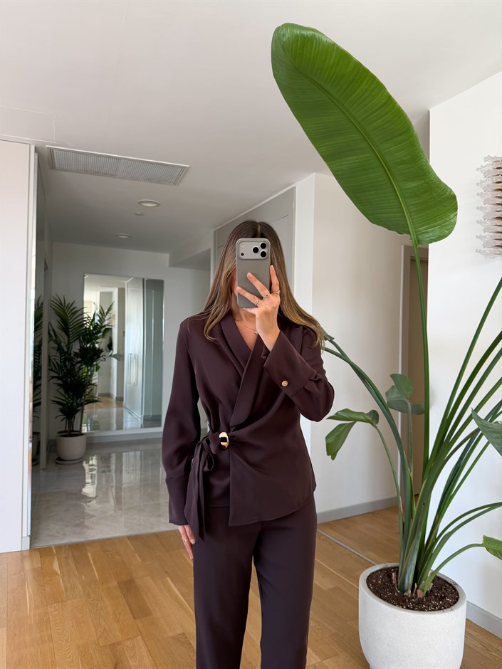 Dylan Gold Broş Detaylı Takım - Kahve