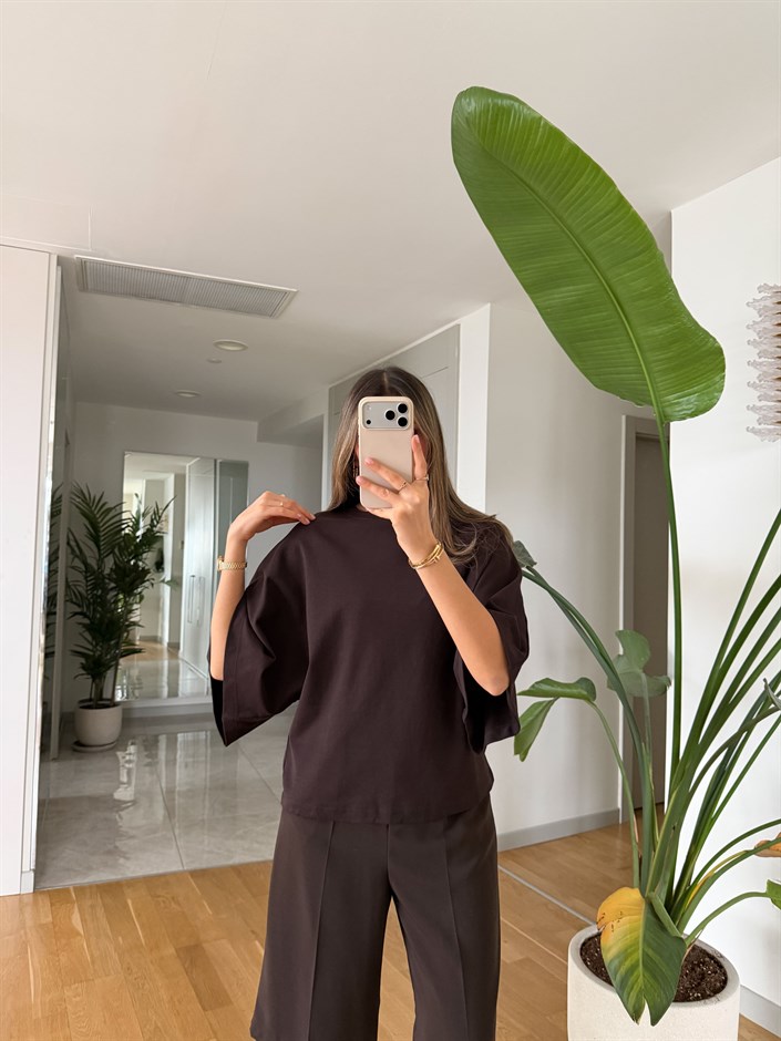 Elena Pelerin Kol T-shirt - Kahve