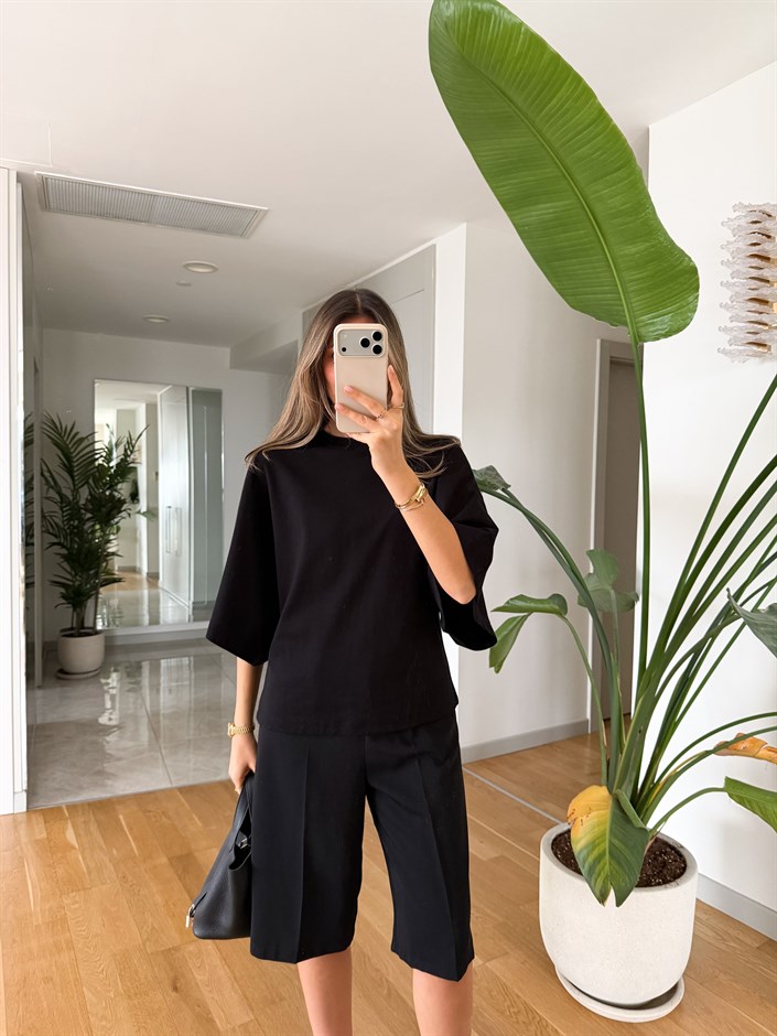 Elena Pelerin Kol T-shirt - Siyah