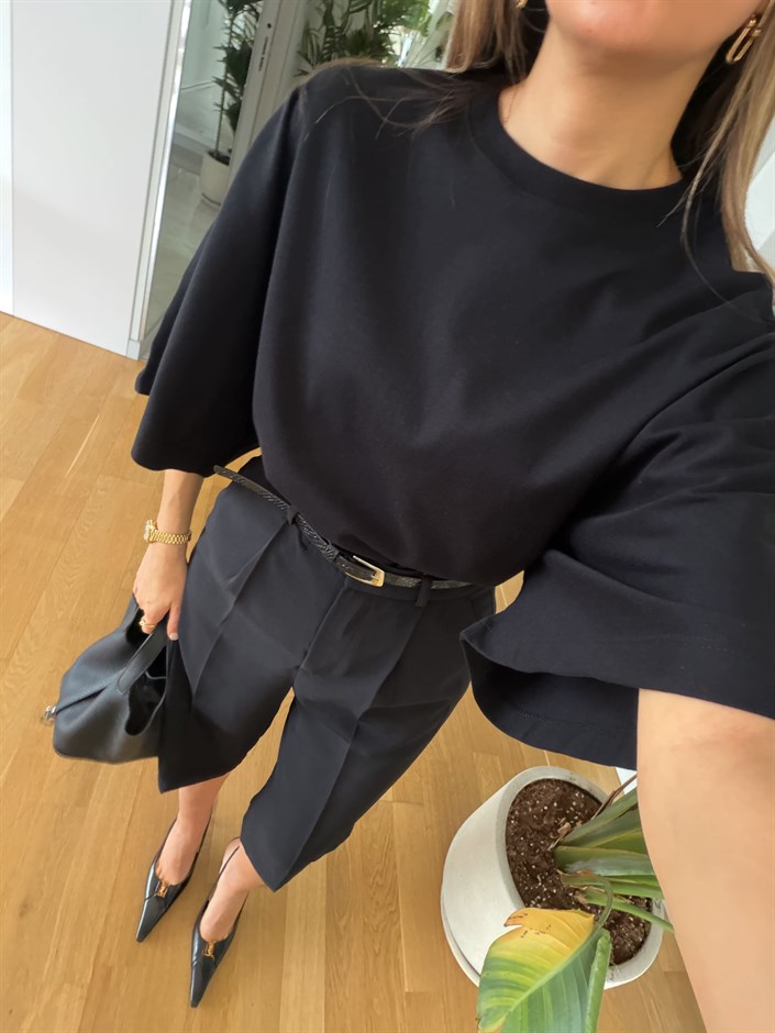Elena Pelerin Kol T-shirt - Siyah