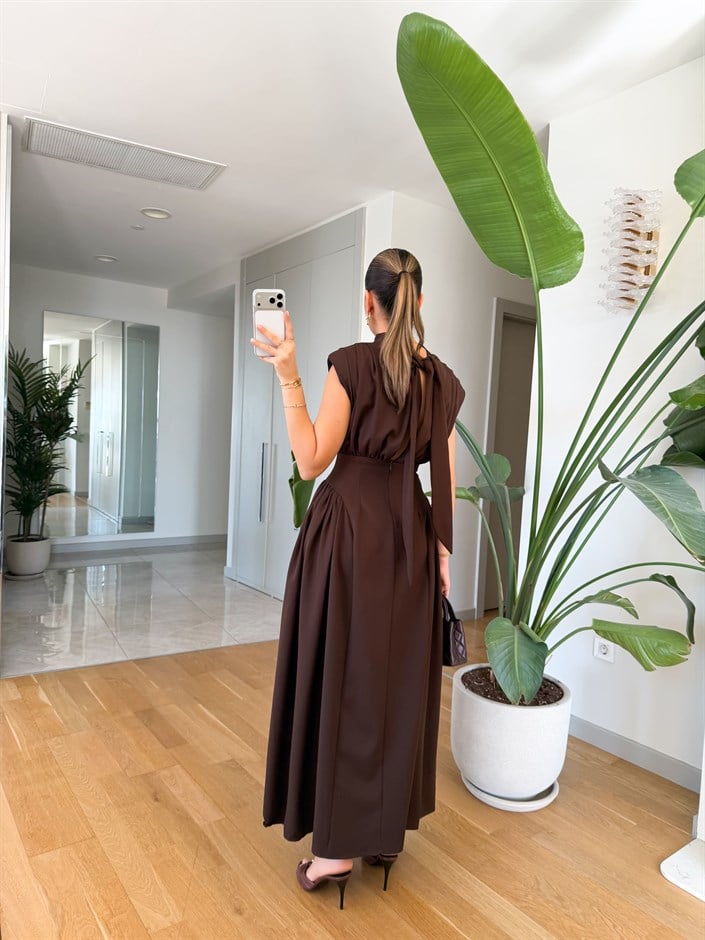 Elvis Vatkalı Belden Oturmalı Elbise - Kahve