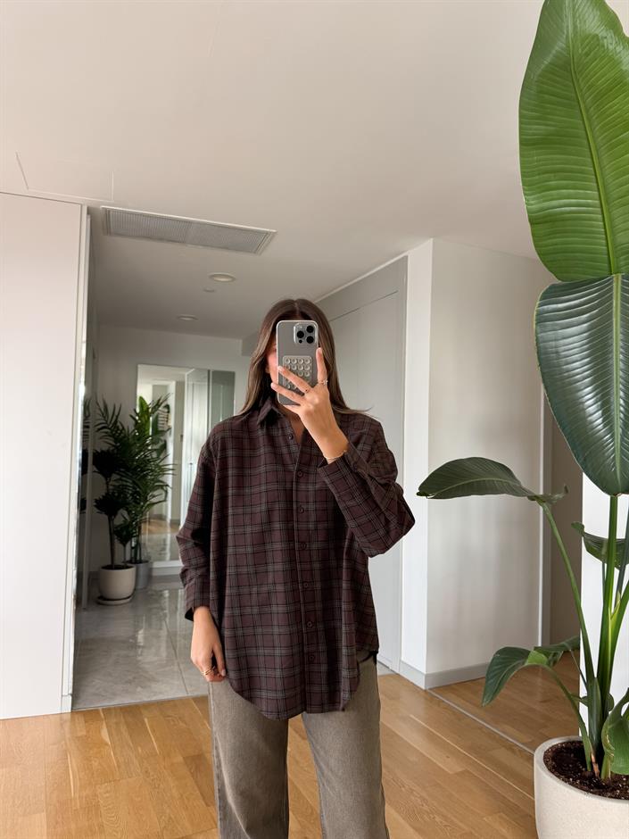 Eva Kahve Ekoseli Gömlek 