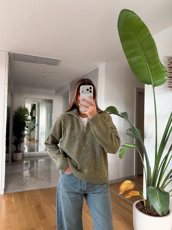 Fermuarlı Çiçek Motifli Kazak - Yeşil 