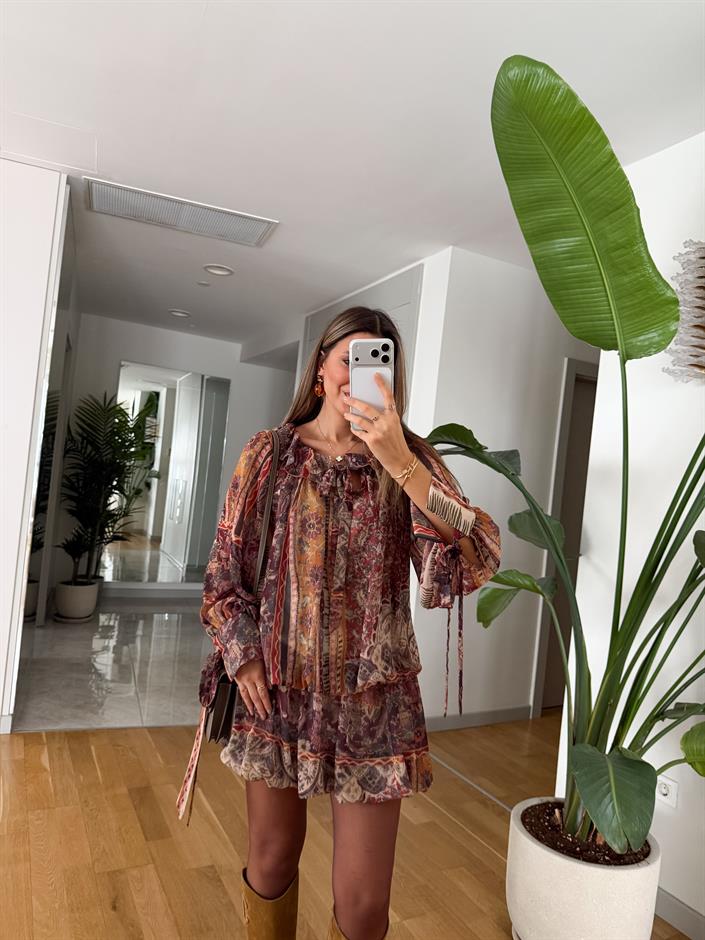 Fırfırlı Desenli  Şifon Elbise 