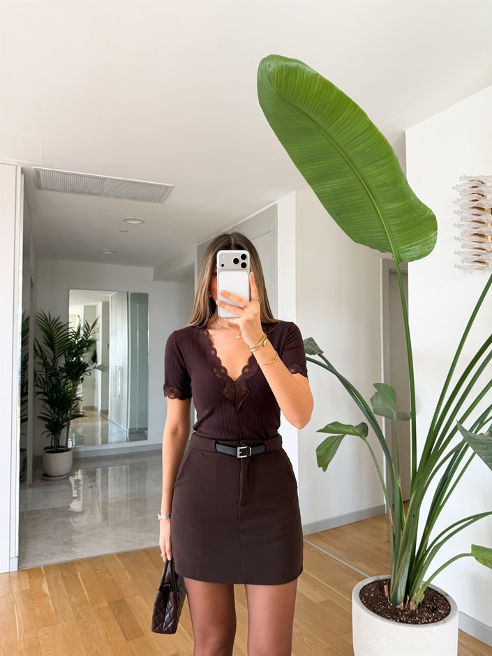 Fitilli V Yaka Dantelli T-shirt - Kahve