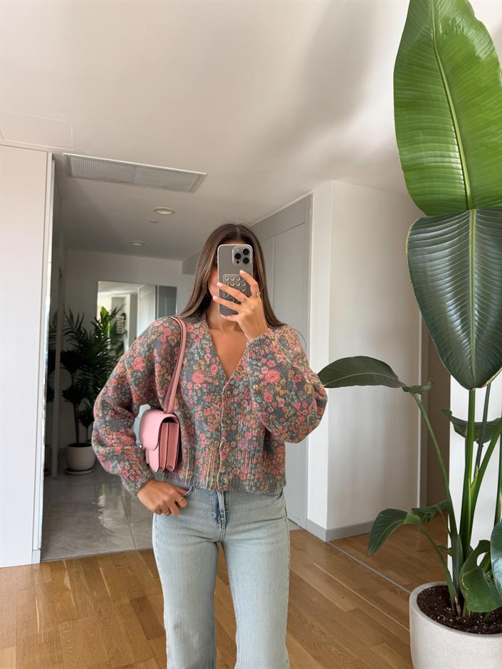 Floral Desenli Hırka