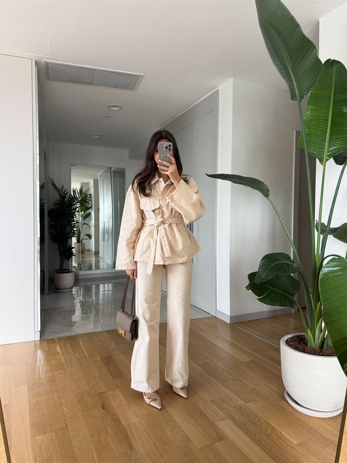 Gabardin Kemerli Ceket Pantolon Takım- Ekru