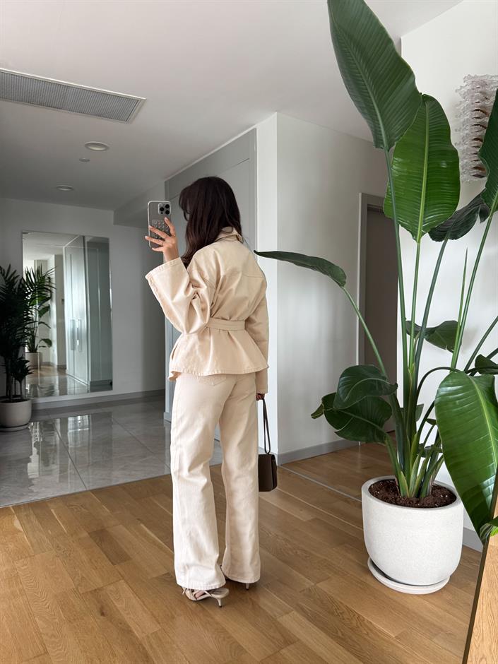 Gabardin Kemerli Ceket Pantolon Takım- Ekru