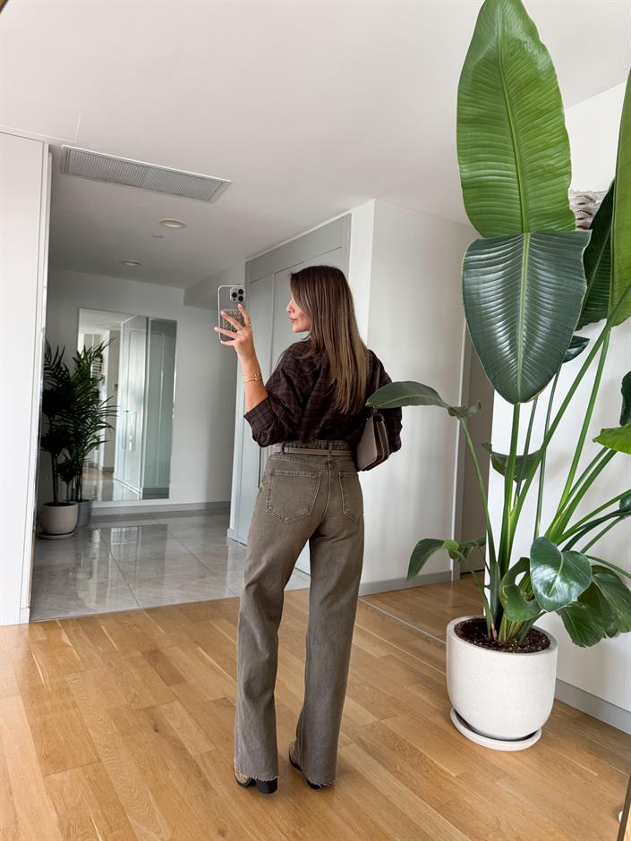 Giselle Straight Yeşil Tintli Jean