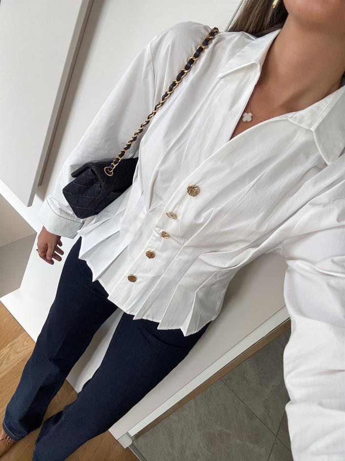 Gold Düğmeli Pileli Gömlek- Beyaz