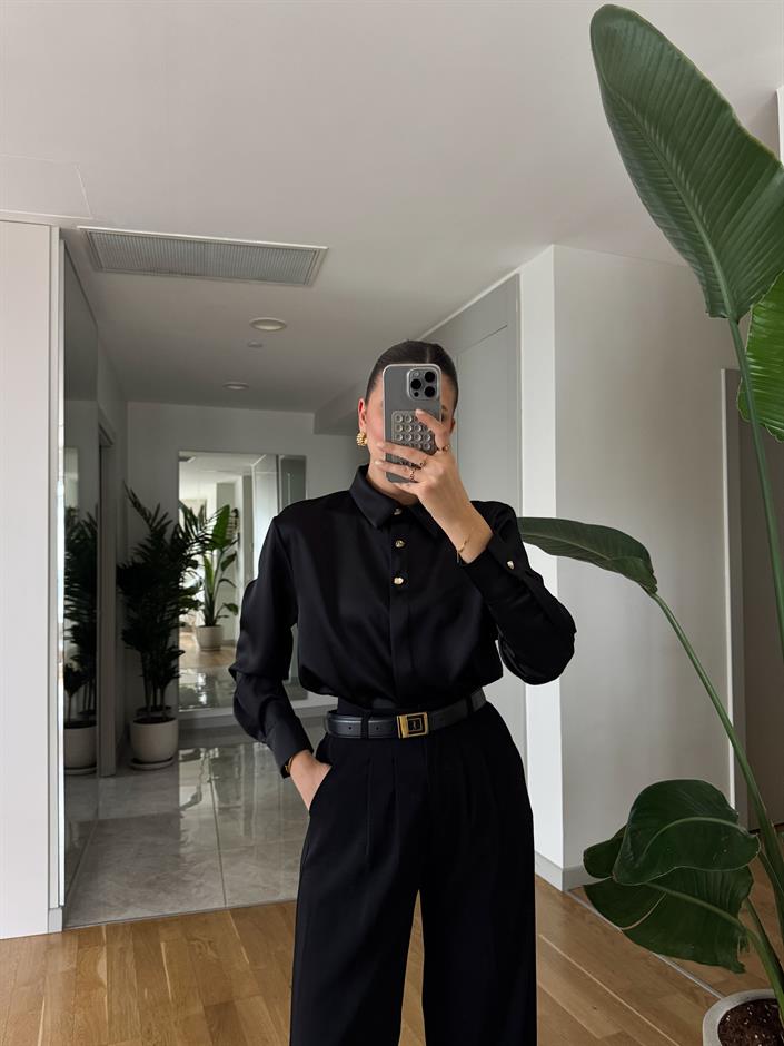 Gold Düğmeli Saten Gömlek- Siyah