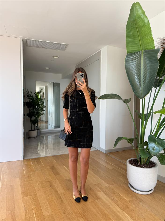 Gold Efektli Siyah Tüvit Elbise