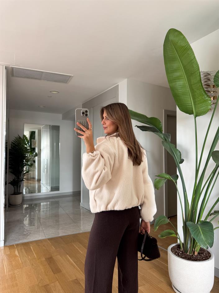 Gold Fermuarlı Tüylü Bomber Ceket - Ekru 