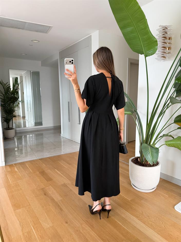 Graciela Pile Detaylı V Yaka Bağlamalı Elbise - Siyah