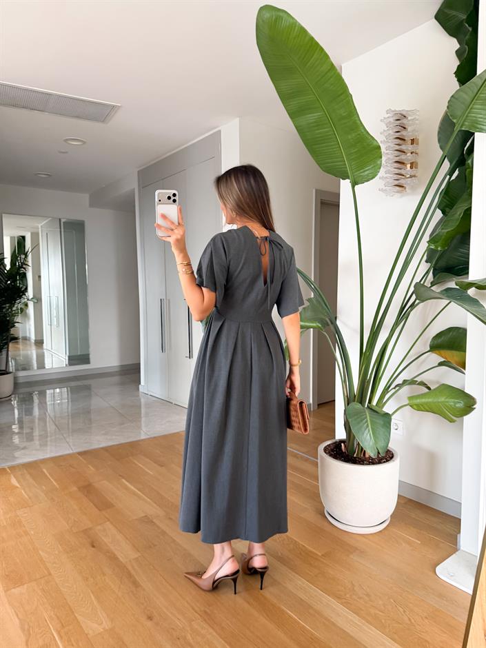 Graciela Pile Detaylı V yaka Bağlamalı Elbise - Antrasit