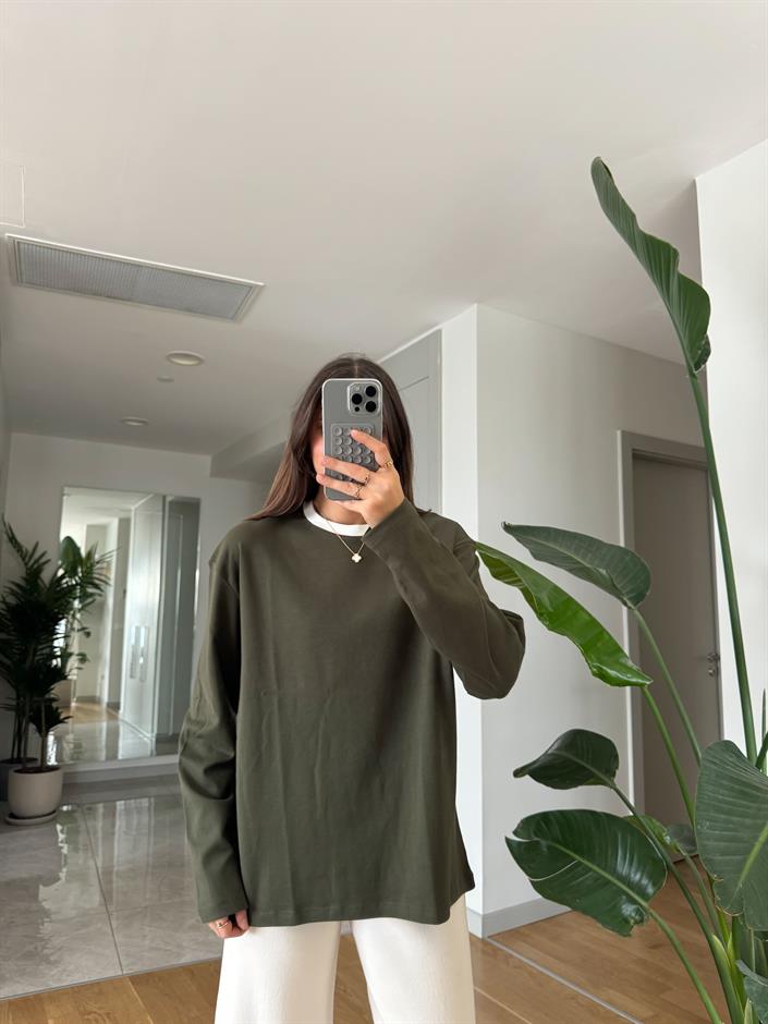 Haki Yakası Ekru Biyeli Pamuklu Bluz