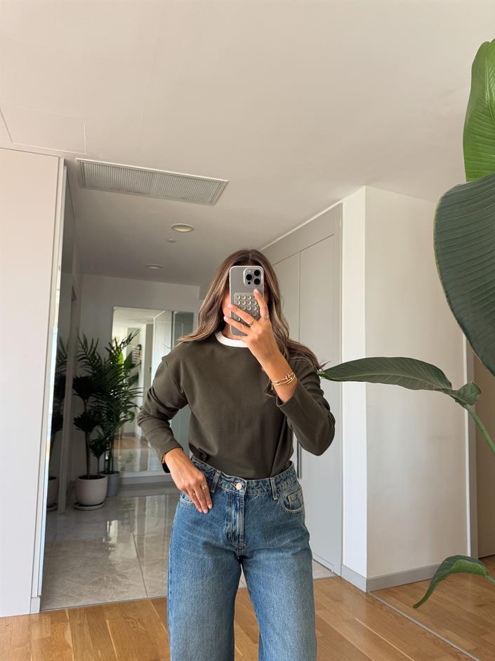 Haki Yakası Ekru Biyeli Pamuklu Bluz