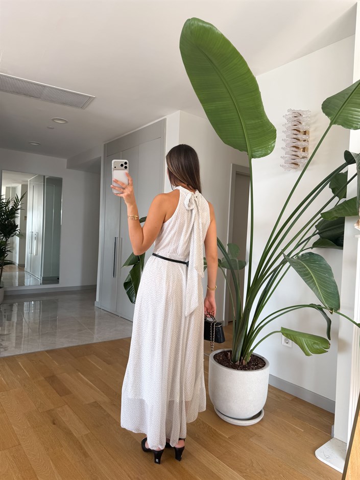 Halter Yaka İnce Kemerli Puantiyeli Elbise - Beyaz