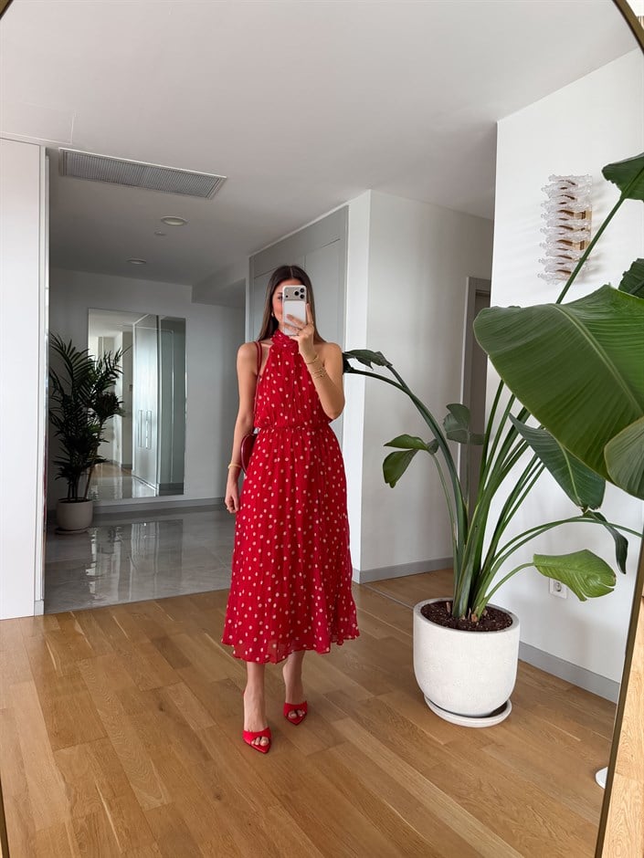 Halter Yaka Puantiyeli Şifon Elbise - Kırmızı