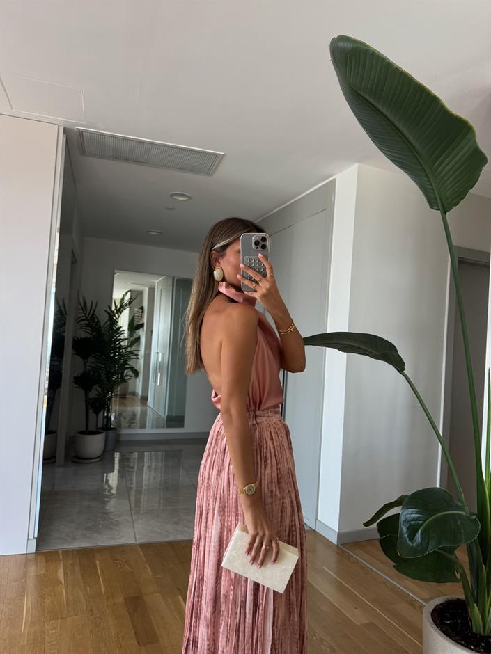 Halter Yaka Saten Bluz - Gül Kurusu