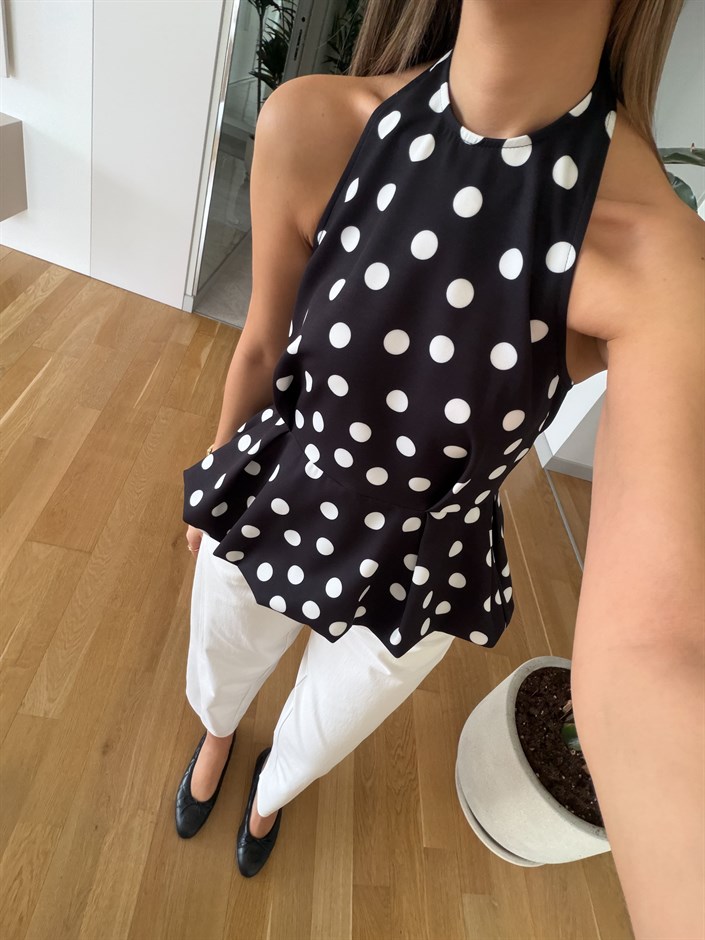 Halter Yaka Sırt Dekolteli Puantiyeli Volanlı Bluz - Siyah