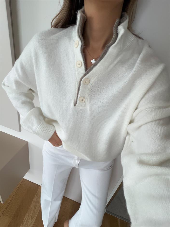 İki Patlı Düğmeli Kazak Ekru