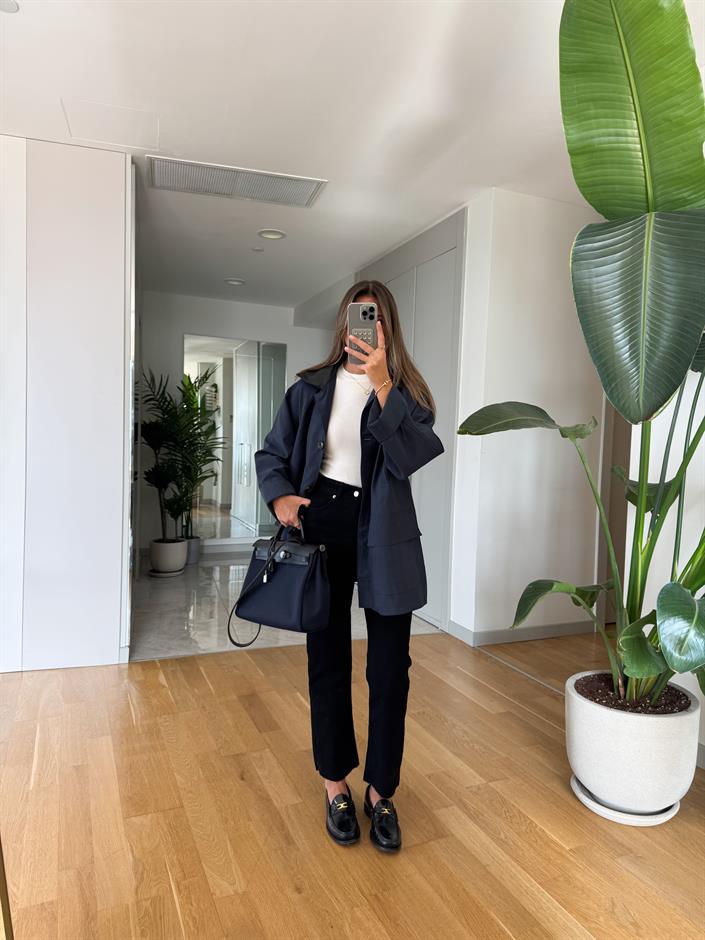 Irana Kesik Paça Jean - Siyah