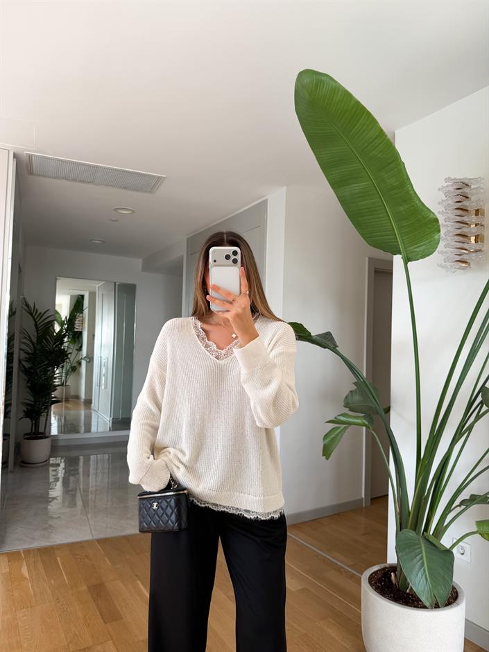 Jenny Yakadan Dantelli Kazak - Ekru