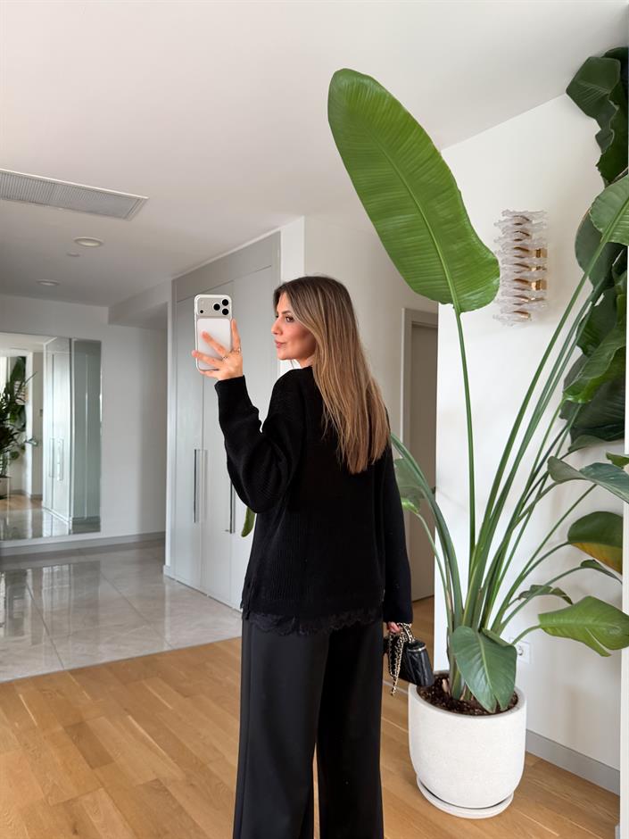 Jenny Yakadan Dantelli Kazak - Siyah