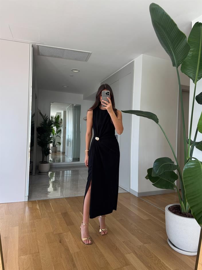 Jisoo Beli Gold Detaylı Midi Elbise- Siyah
