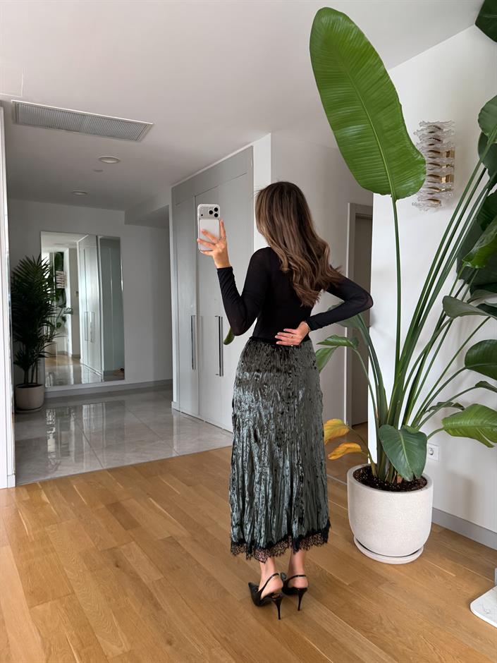 Kadife Dantel Detaylı Etek - Çağla Yeşili 