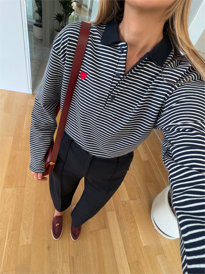 Kalp Nakışlı Polo Yaka Sweatshirt - Lacivert