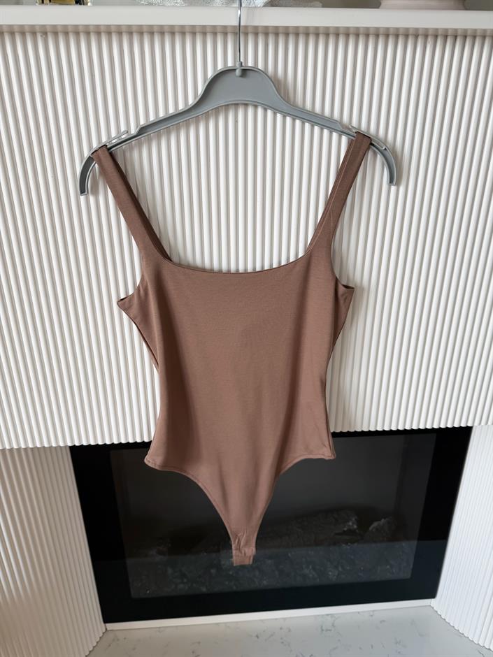 Kare Yaka Askılı Bodysuit - Vizon