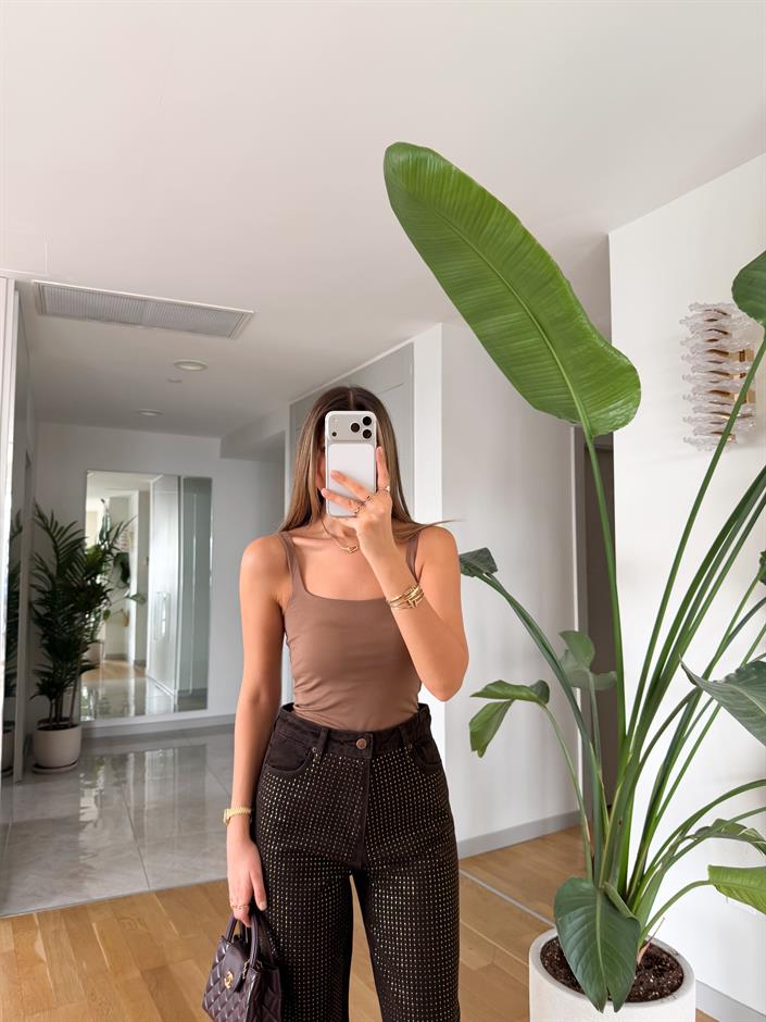 Kare Yaka Askılı Bodysuit - Vizon