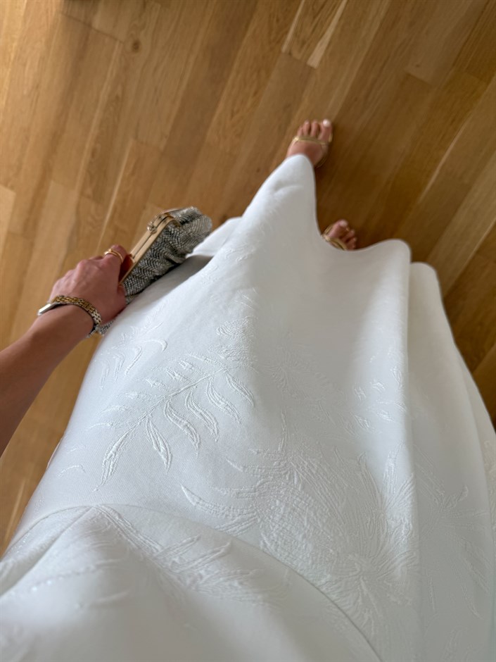 Kare Yaka Jakarlı Midi Elbise - Ekru